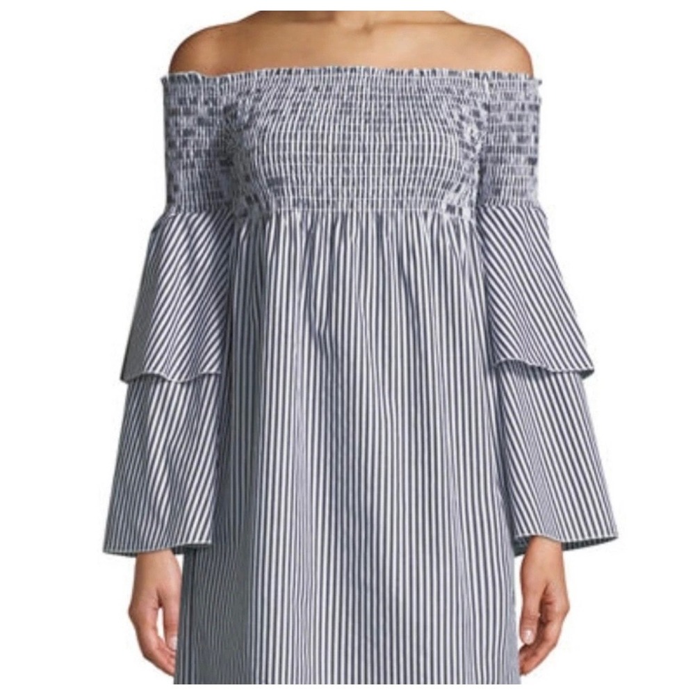 Romeo + Juliet Couture Striped Off Shoulder Top Womens Large Black White Smocked